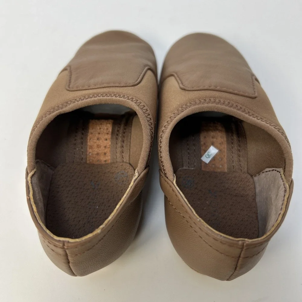 Capezio Kids Jazz Glove Jazz Shoe Skintone Tan Size 12 M Toddler Slip On NIB